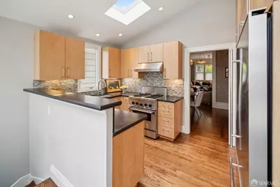 176 Caselli Avenue, San Francisco, CA 94114 - Photo 18