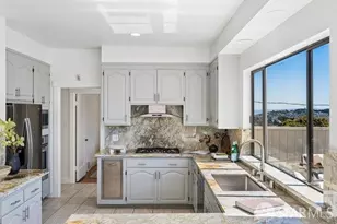 1185 Monterey Blvd, San Francisco, CA 94127 - Photo 12