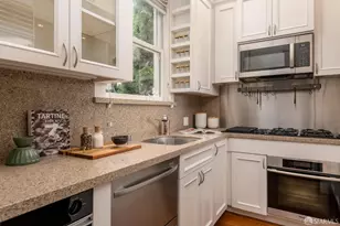 2676 Union St, San Francisco, CA 94123 - Photo 18