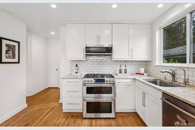 25 Crestmont Drive, San Francisco, CA 94131 - Photo 12