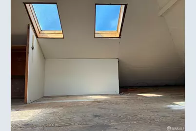 979 Grace Avenue, Oakland, CA 94608 - Photo 38