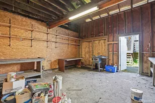 979 Grace Ave, Oakland, CA 94608 - Photo 32