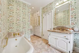 2001 Sacramento St, San Francisco, CA 94109 - Photo 18