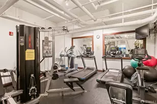 1701 Jackson St, San Francisco, CA 94109 - Photo 16