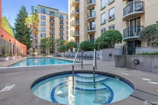 1701 Jackson St, San Francisco, CA 94109 - Photo 16