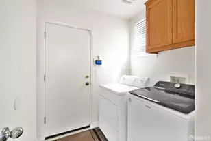 355 Foxglove St, Pittsburg, CA 94565 - Photo 12