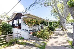 373 Moraga Ave, Piedmont, CA 94611 - Photo 2