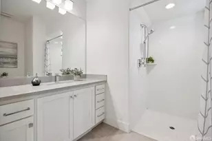 2 Avondale Ave, Redwood City, CA 94062 - Photo 20