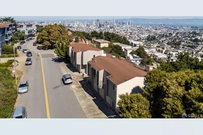 110 Gardenside Drive, San Francisco, CA 94131 - Photo 32