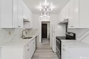 110 Gardenside Dr, San Francisco, CA 94131 - Photo 12