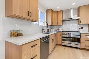 9 Seabreeze Ct, Pacifica, CA 94044 - Photo 12