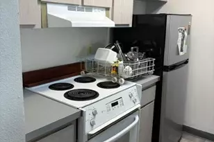 365 Half Moon Ln, Daly City, CA 94015 - Photo 6