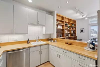 741 Grand View Avenue, San Francisco, CA 94114 - Photo 10