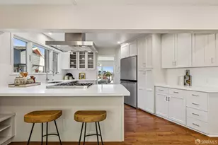 34 Dorantes Ave, San Francisco, CA 94116 - Photo 18