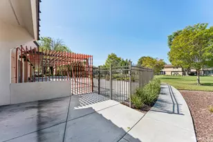27788 Hummingbird Ct, Hayward, CA 94545 - Photo 34