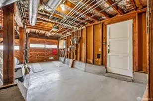 2061 10th Ave, San Francisco, CA 94116 - Photo 30