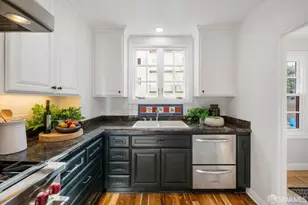 685 Corbett Ave, San Francisco, CA 94114 - Photo 24
