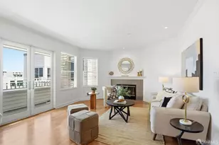 690 Chestnut St, San Francisco, CA 94133 - Photo 2