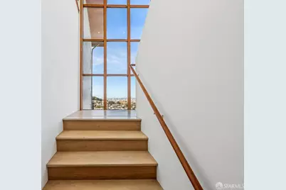 160 Graystone Terrace #9, San Francisco, CA 94114 - Photo 2