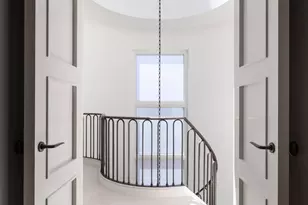 888 Francisco St, San Francisco, CA 94109 - Photo 18