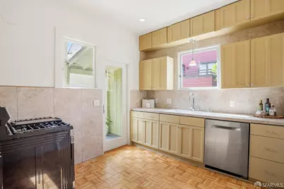 1081 Treat Avenue, San Francisco, CA 94110 - Photo 18