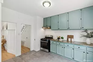 573 Edinburgh St, San Francisco, CA 94112 - Photo 12