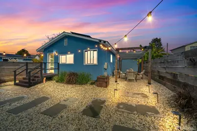 914 44th Street, Oakland, CA 94608 - Photo 1