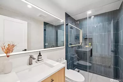 862 York Street, San Francisco, CA 94110 - Photo 68