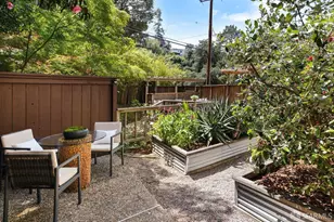 1824 Gouldin Rd, Oakland, CA 94611 - Photo 38