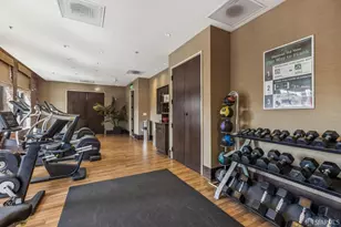 900 North Point St, San Francisco, CA 94109 - Photo 26