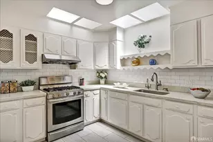 2824 36th Ave, San Francisco, CA 94116 - Photo 12
