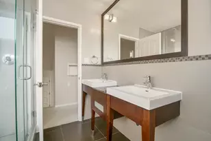 8 Garden Grove Dr, Daly City, CA 94015 - Photo 20
