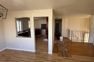 922 Gellert Blvd, Daly City, CA 94015 - Photo 2
