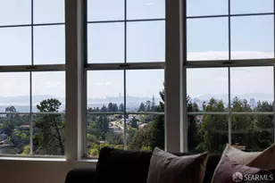 4431 Terrabella Way, Oakland, CA 94619 - Photo 10