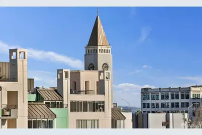 300 3rd Street #1101, San Francisco, CA 94107 - Photo 32