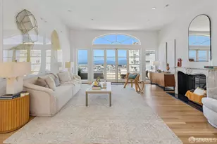 2139 Green St, San Francisco, CA 94123 - Photo 2