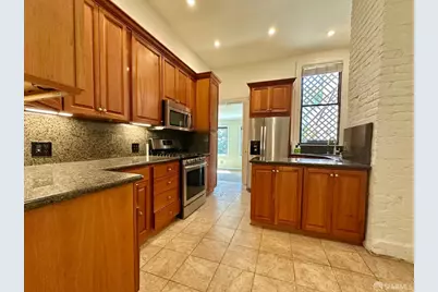 819 Lyon Street, San Francisco, CA 94115 - Photo 8