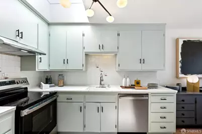 834 Congo Street, San Francisco, CA 94131 - Photo 18
