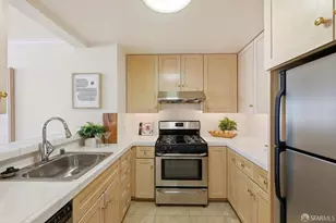 1650 Jackson St, San Francisco, CA 94109 - Photo 14