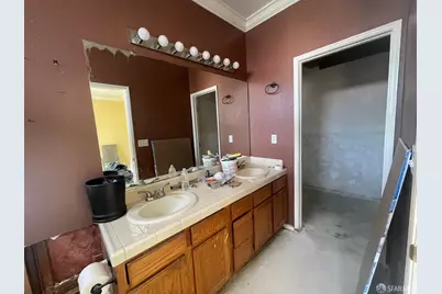 2222 W Vine Street, Visalia, CA 93291 - Photo 12