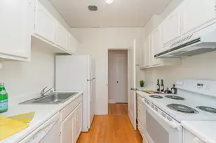1895 Pacific Ave, San Francisco, CA 94109 - Photo 8
