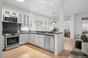 715 Corbett Ave, San Francisco, CA 94118 - Photo 12