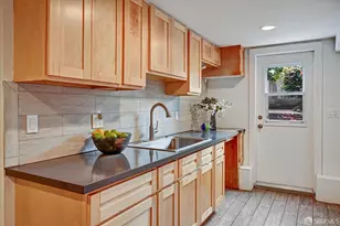 1525 Lawton St, San Francisco, CA 94122 - Photo 30
