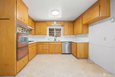 196 Loftus Road, Pittsburg, CA 94565 - Photo 10