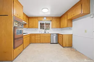 196 Loftus Rd, Pittsburg, CA 94565 - Photo 10