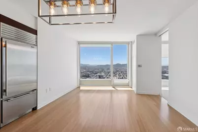 425 1st Street #4304, San Francisco, CA 94105 - Photo 4