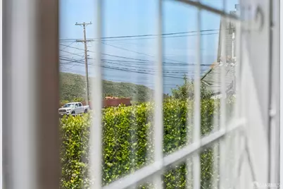 727 Lockhaven Drive, Pacifica, CA 94044 - Photo 10