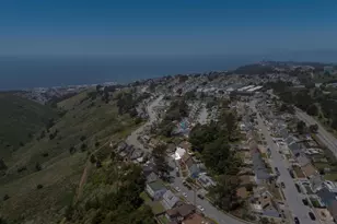 727 Lockhaven Dr, Pacifica, CA 94044 - Photo 52