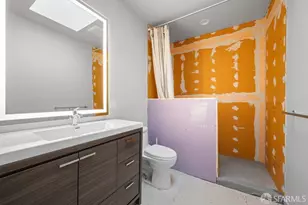 1655 Beach St, San Francisco, CA 94123 - Photo 22