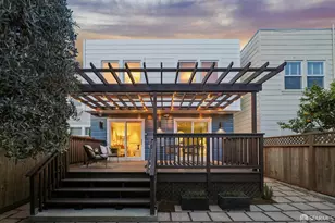 73 Almaden Ct, San Francisco, CA 94118 - Photo 70